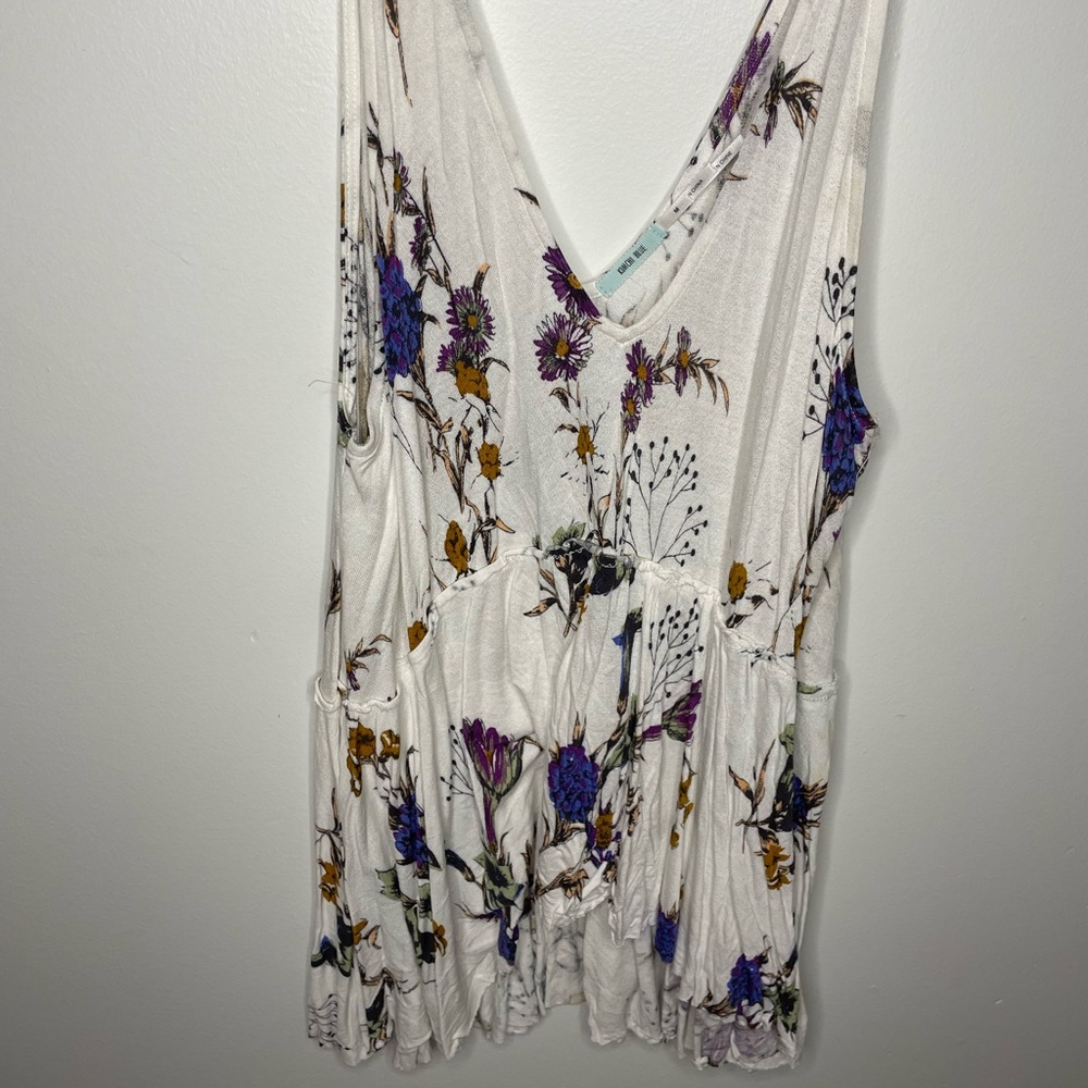 Floral flowy tank